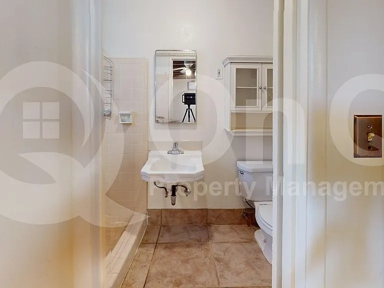 3564 E Kleindale Rd #C — Photo 7