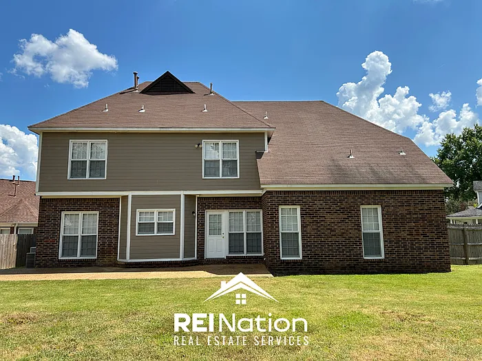4 bed, 2.5 bath, 2931 sqft, $2,595 — Photo 4