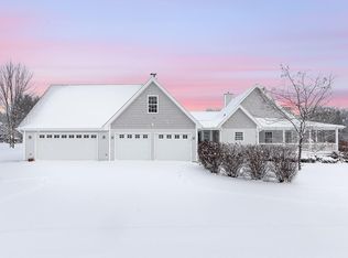 9802 Loons Call Dr, Traverse City, MI 49685