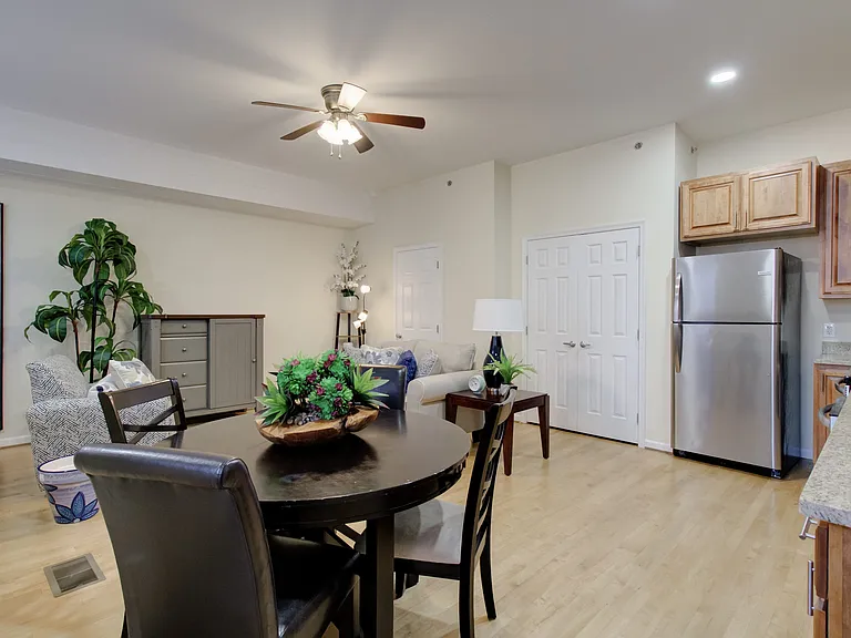 Garland Rodes Apartments — Photo 20