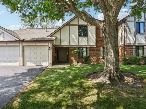 2264 N Enlund Dr Unit 3, Palatine, IL 60074