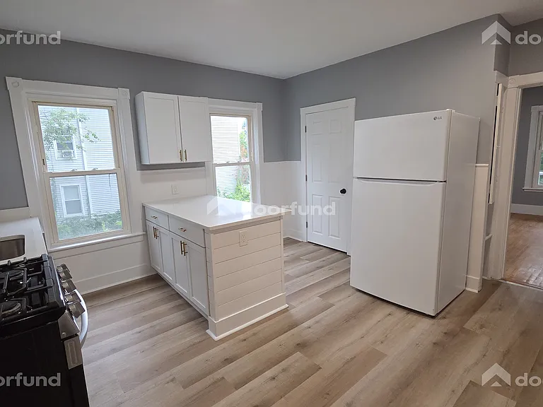 41 Eastern Ave #1 — Photo 7