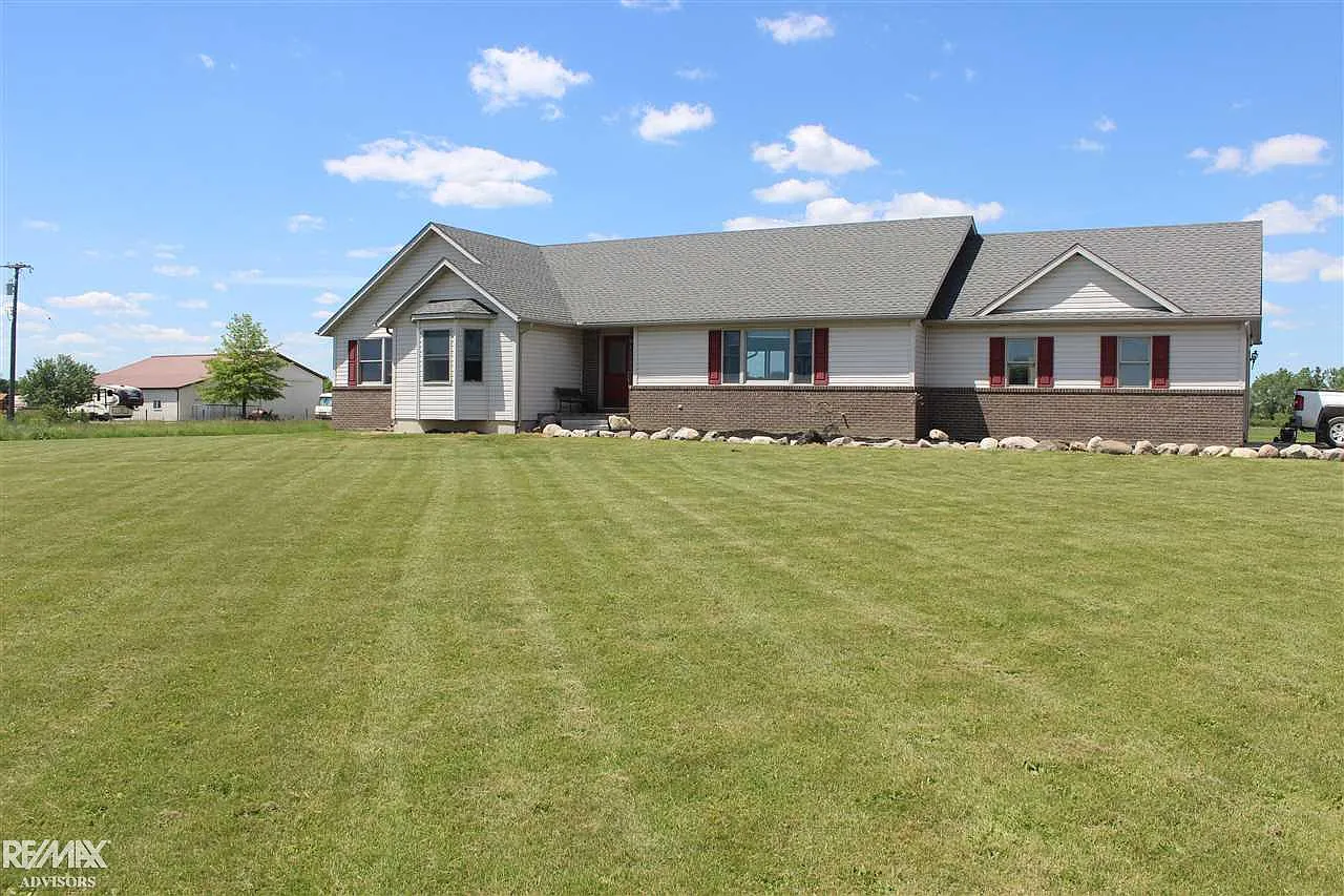 10178 Weber Rd photo 1