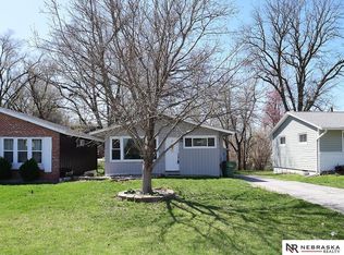 405 W 27th Ave, Bellevue, NE 68005