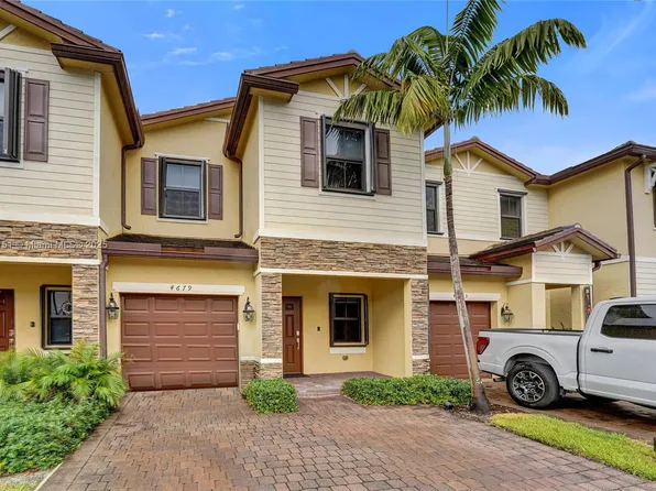 4679 Brumby Ter, Davie, FL 33314