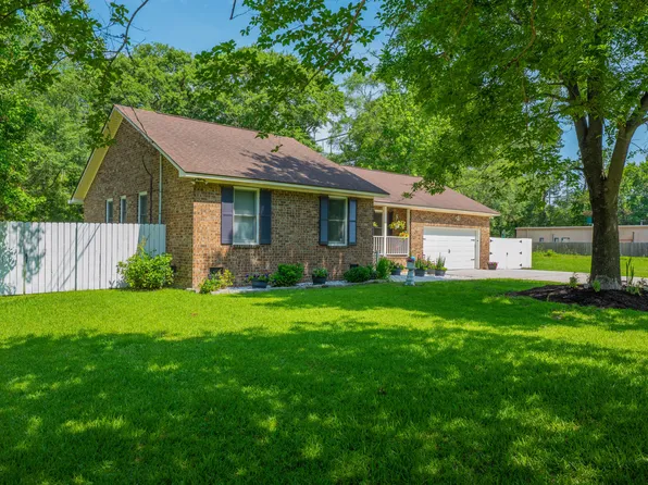 2233 Glendale Dr, Charleston, SC 29414