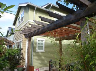 2517 30th Ave S #A, Seattle, WA 98144