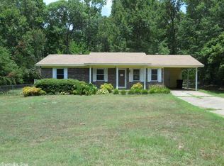 1201 Ruby Dr, Redfield, AR 72132
