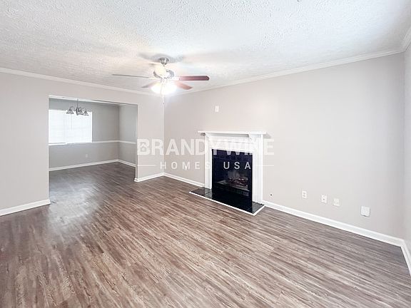 4th image of 2259 Hampton Dr