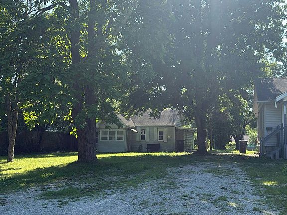 2nd image of 7212 Beaty Ave
