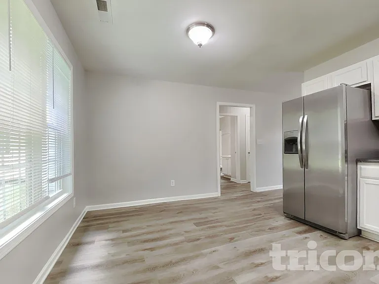 241 Gray Ghost St — Photo 4
