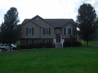 1127 Hammond Rd, Lawrenceburg, KY 40342