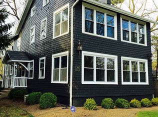 349 Vine Ave, Highland Park, IL 60035