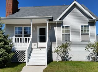 715 Prospect Ave, Kirkland, IL 60146