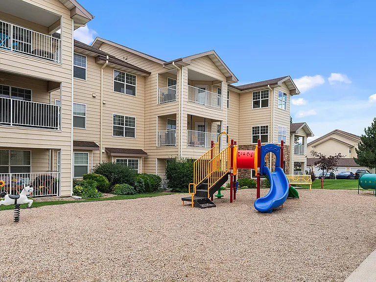 Homestead Garden Apartments — Photo 10