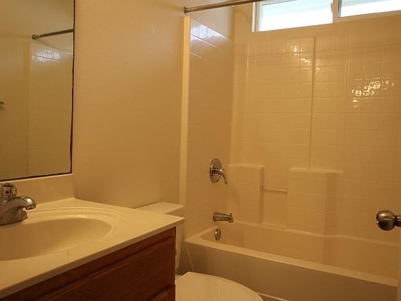 3rd image of 1622 Oak Chase Trl