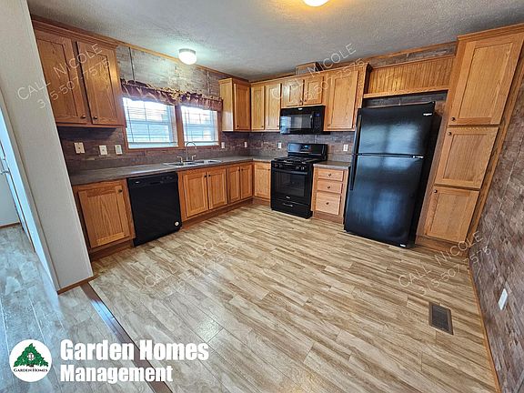2nd image of 130 Windsor Cir