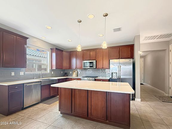 2nd image of 9438 W GEORGIA Avenue