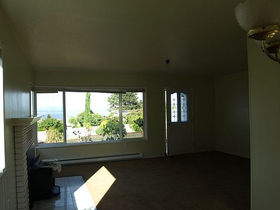 5th image of 1478 S East Camano Dr