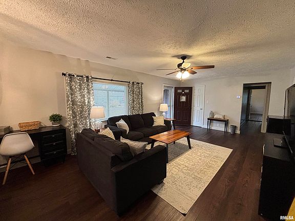 5th image of 2001 W Calhoun Ave