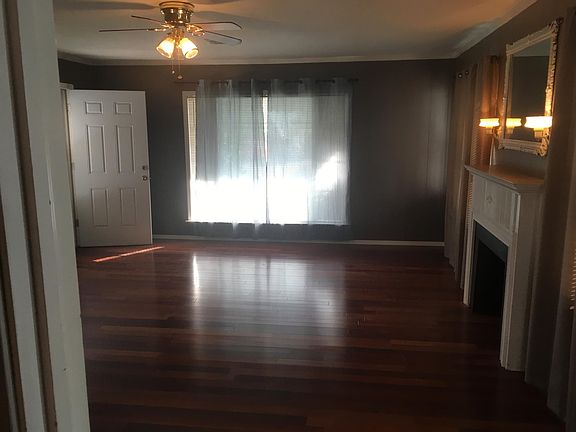 2nd image of 411 Nebraska St #1