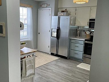 5th image of 7507 Bancaster Dr