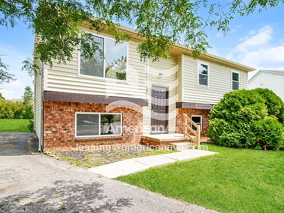 1086225_001_front_view_2.jpg
