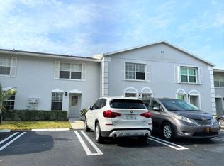 215 Foxtail Dr APT D, Greenacres, FL 33415
