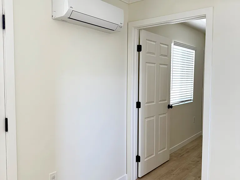 Mini Split- AC/Heater