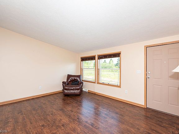 4th image of 750 Lawnview Blvd
