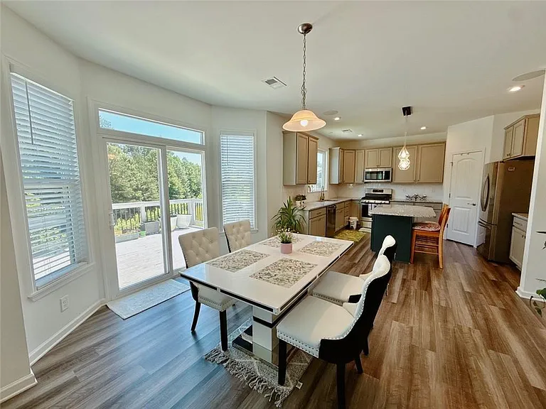 1810 Primrose Park Rd — Photo 6