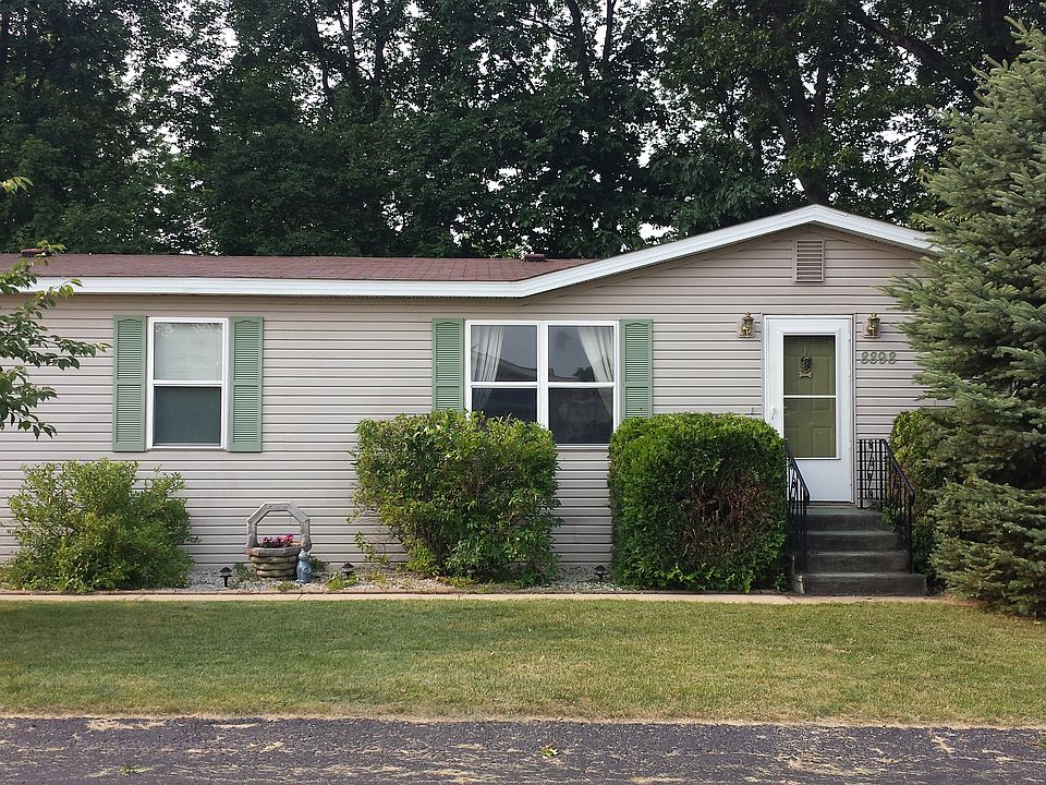 1st image of 8898 Woods Edge Drive