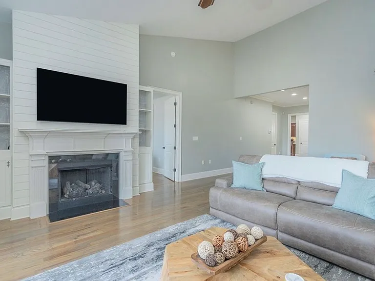 122 Regatta Dr — Photo 19