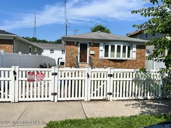358 Grandview Ave, Staten Island, NY 10303