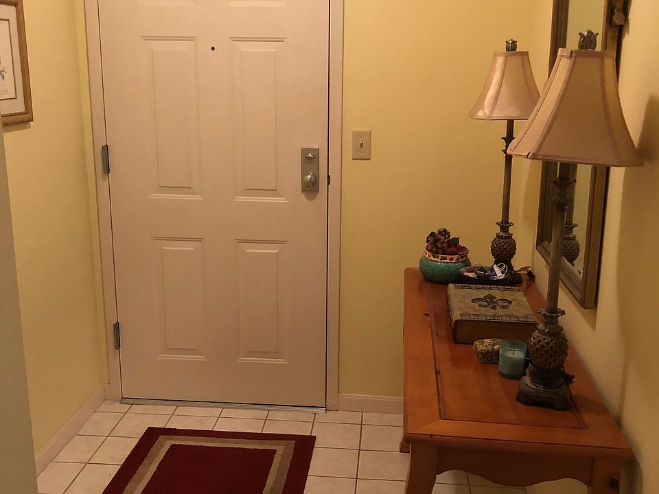 1st image of 3302 Emerald Lakes Dr Unit 8