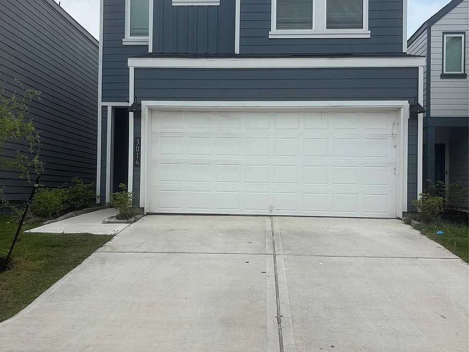 1st image of 3014 La Latina Dr