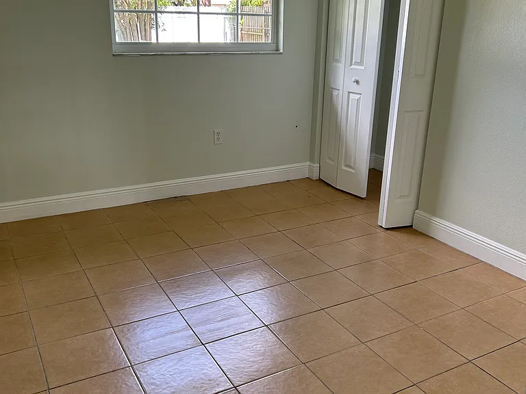 4814 Sierra Madre Dr — Photo 9