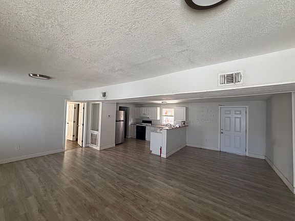 5th image of 631 NW 215th Avenue