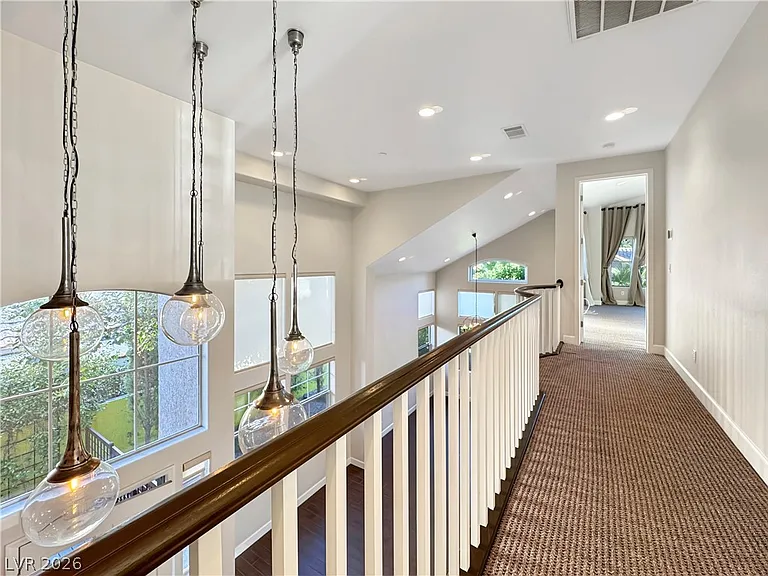 1352 Fox Acres Dr — Photo 30