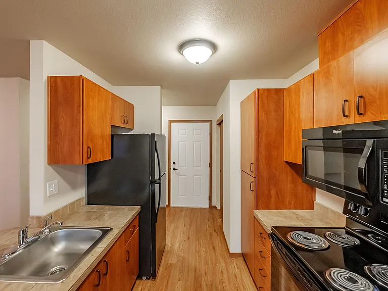 Lafayette Place Apartments — Photo 73
