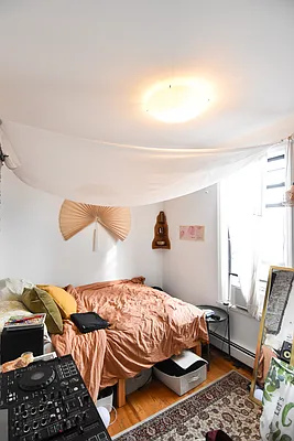 Rented by The Agency | media 5