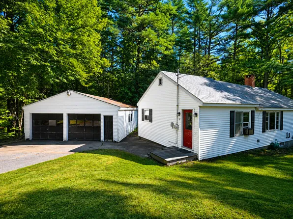 32 Farwell Street, Lisbon, ME 04250