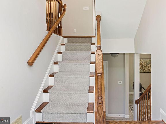 3rd image of 6019 Kelsey Ct