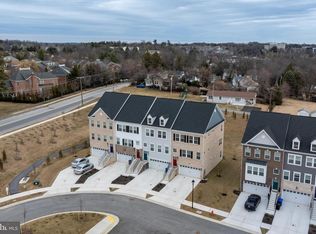 207 Birdie Ct, Pikesville, MD 21208