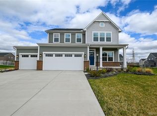 2102 Cresswell Dr, Dayton, OH 45434