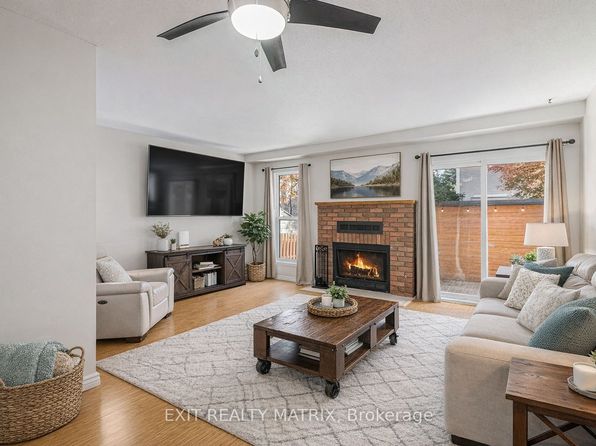 1432 Deavy Way E, Ottawa, ON K1E 2W8