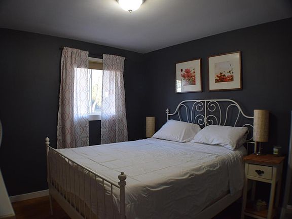 4th image of 1365 Lamont Ave NW