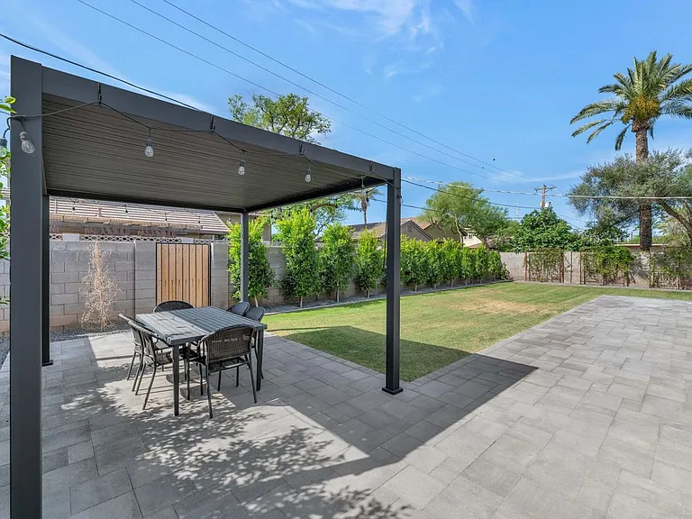 103 W Palmcroft Dr — Photo 25