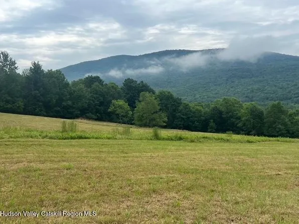 11400 New York 23, Ashland, NY 12407