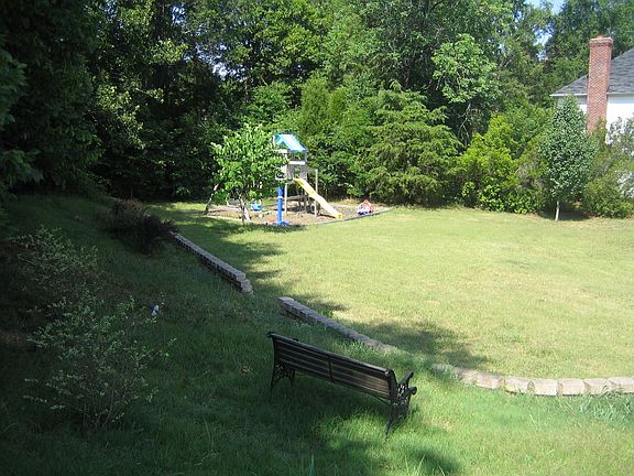 2nd image of 12433 Oakbriar Ln